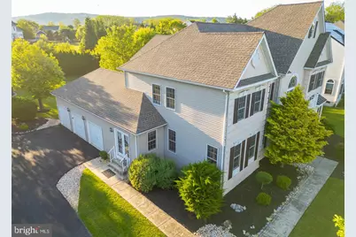 3423 Courtney Dr, Coopersburg, PA 18036 - Photo 3