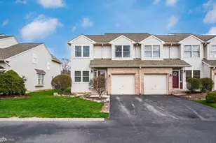311 Windsor Pl, Macungie, PA 18062 - Photo 3