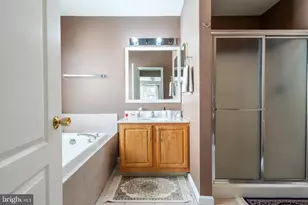 311 Windsor Pl, Macungie, PA 18062 - Photo 29