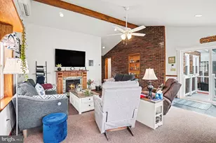 930 4th St, Whitehall, PA 18052 - Photo 9