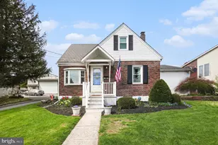 930 4th St, Whitehall, PA 18052 - Photo 3