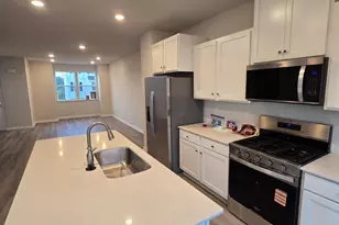 8214 Alexander Ct, Breinigsville, PA 18031 - Photo 5