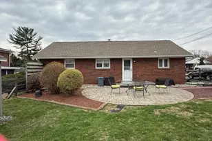 1121 N St Lucas St, Allentown, PA 18104 - Photo 21