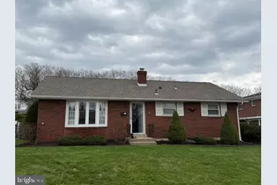1121 North Saint Lucas Street, Allentown, PA 18104 - Photo 27