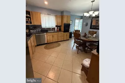 1121 North Saint Lucas Street, Allentown, PA 18104 - Photo 9