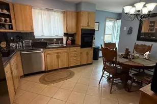 1121 N St Lucas St, Allentown, PA 18104 - Photo 9