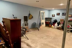 1121 N St Lucas St, Allentown, PA 18104 - Photo 17