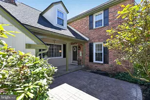 2953 Parkview Ln, Allentown, PA 18103 - Photo 1