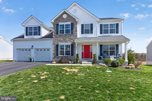 5053 Lilac Dr, Schnecksville, PA 18078 - Photo 5