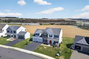 5053 Lilac Dr, Schnecksville, PA 18078 - Photo 9