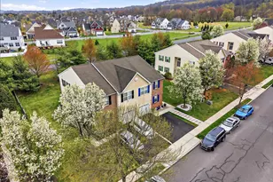 6825 Hunt Dr, Macungie, PA 18062 - Photo 11