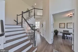 7300 Mount Vernon Dr, Zionsville, PA 18092 - Photo 5