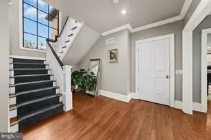 2214 N Melrose Ln, Bethlehem, PA 18015 - Photo 33