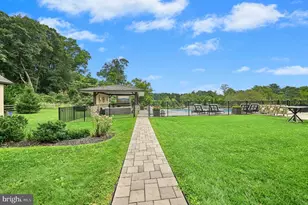 2214 N Melrose Ln, Bethlehem, PA 18015 - Photo 61