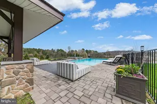 2214 N Melrose Ln, Bethlehem, PA 18015 - Photo 69