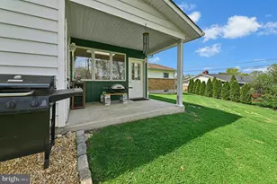 5027 Aberdene, Center Valley, PA 18034 - Photo 15