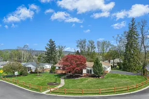 5027 Aberdene, Center Valley, PA 18034 - Photo 23