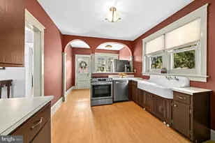 2528 W Union St, Allentown, PA 18104 - Photo 9