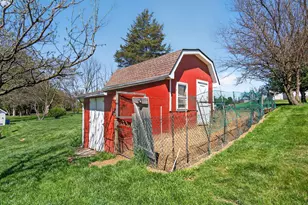 8275 Mertztown Rd, Alburtis, PA 18011 - Photo 23