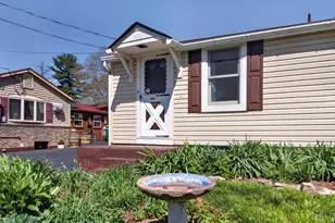 8275 Mertztown Rd, Alburtis, PA 18011 - Photo 5