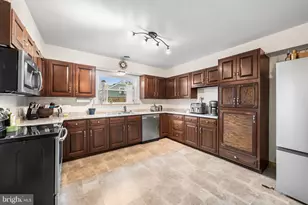 326 E Wayne Ave, Allentown, PA 18103 - Photo 11