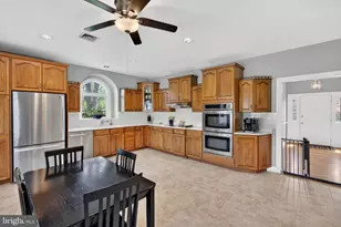 5255 Landis Mill Rd, Bethlehem, PA 18015 - Photo 9