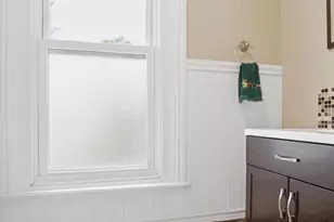130 N 5th St, Emmaus, PA 18049 - Photo 9