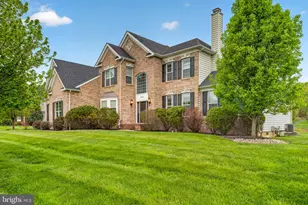 2005 Rainlilly Dr, Center Valley, PA 18034 - Photo 3