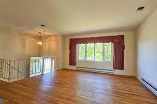 524 E Tioga St, Allentown, PA 18103 - Photo 3