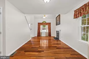 4041 Appleseed Dr, Coplay, PA 18037 - Photo 9