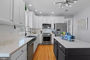 2255 Redwood Dr, Slatington, PA 18080 - Photo 17