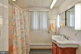 1220 S Lumber St, Allentown, PA 18102 - Photo 35