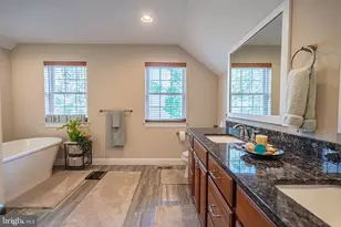 1050 Kressler Rd, Allentown, PA 18103 - Photo 45