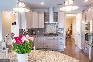 1050 Kressler Rd, Allentown, PA 18103 - Photo 21
