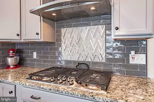 1050 Kressler Rd, Allentown, PA 18103 - Photo 17