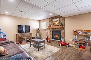 1050 Kressler Rd, Allentown, PA 18103 - Photo 59