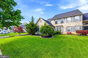 2066 Rolling Meadow Dr, Macungie, PA 18062 - Photo 1