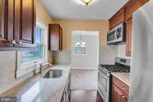 1534 Eastwood Dr, Bethlehem, PA 18018 - Photo 3