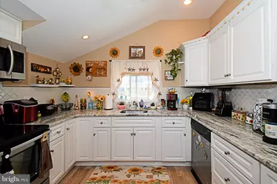 910 Fernwood Street, Emmaus, PA 18049 - Photo 11