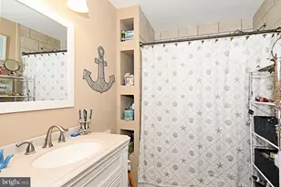 910 Fernwood St, Emmaus, PA 18049 - Photo 27