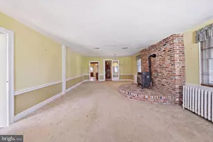 7458 S Main St, Coopersburg, PA 18036 - Photo 17