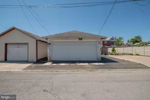 37 N 4th St, Emmaus, PA 18049 - Photo 15