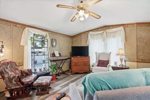 3305 5 Airport Rd, Allentown, PA 18109 - Photo 13
