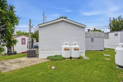 3305 5 Airport Road, Allentown, PA 18109 - Photo 39