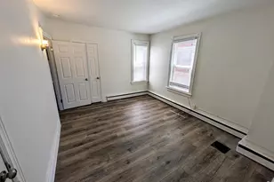 429 W South St, Slatington, PA 18080 - Photo 13