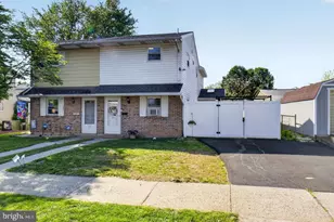 251 Edward Ln, Catasauqua, PA 18032 - Photo 1