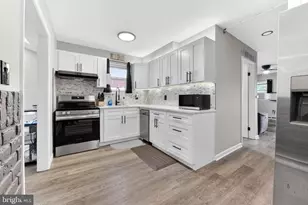 251 Edward Ln, Catasauqua, PA 18032 - Photo 5