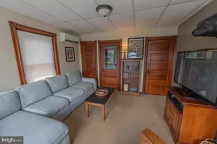 228 N 4th St, Emmaus, PA 18049 - Photo 15