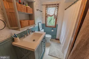 228 N 4th St, Emmaus, PA 18049 - Photo 19