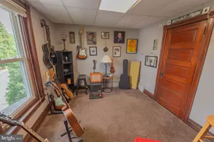 228 N 4th St, Emmaus, PA 18049 - Photo 17